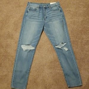 NWT American Eagle Hi-Waisted Girlfriend Jeans